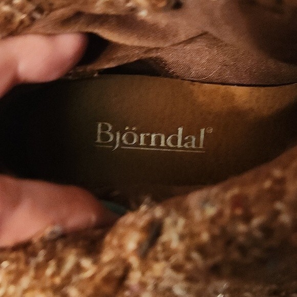 Bjorndal Women's "Lilly" Brown Suede Wedge Booties w/ Knit Sock Lining Size 7 - Picture 7 of 9